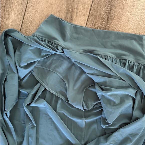 Halara Breezeful™ High Waisted 2-in-1 Flowy Quick Dry Maxi Casual Skirt large - Picture 4 of 5